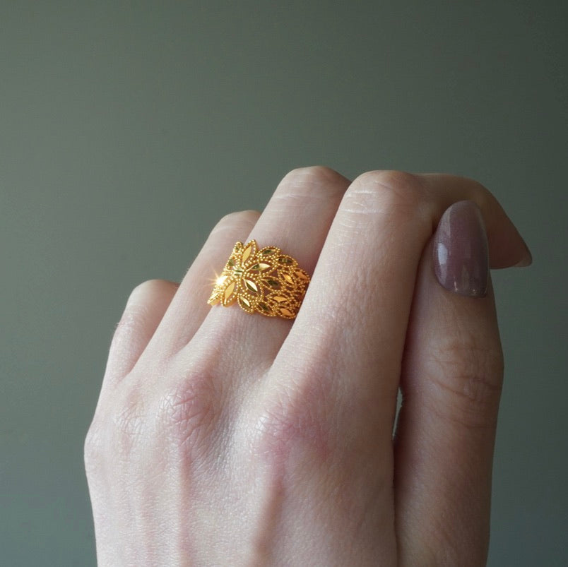 The Zahra Lace Ring
