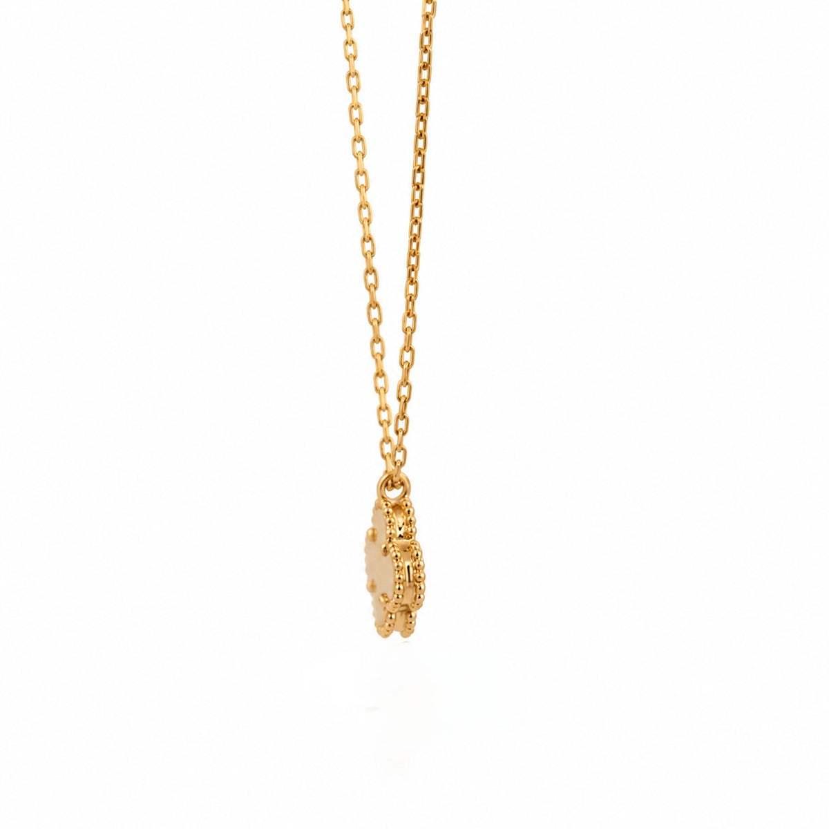 The Luma Clover Necklace