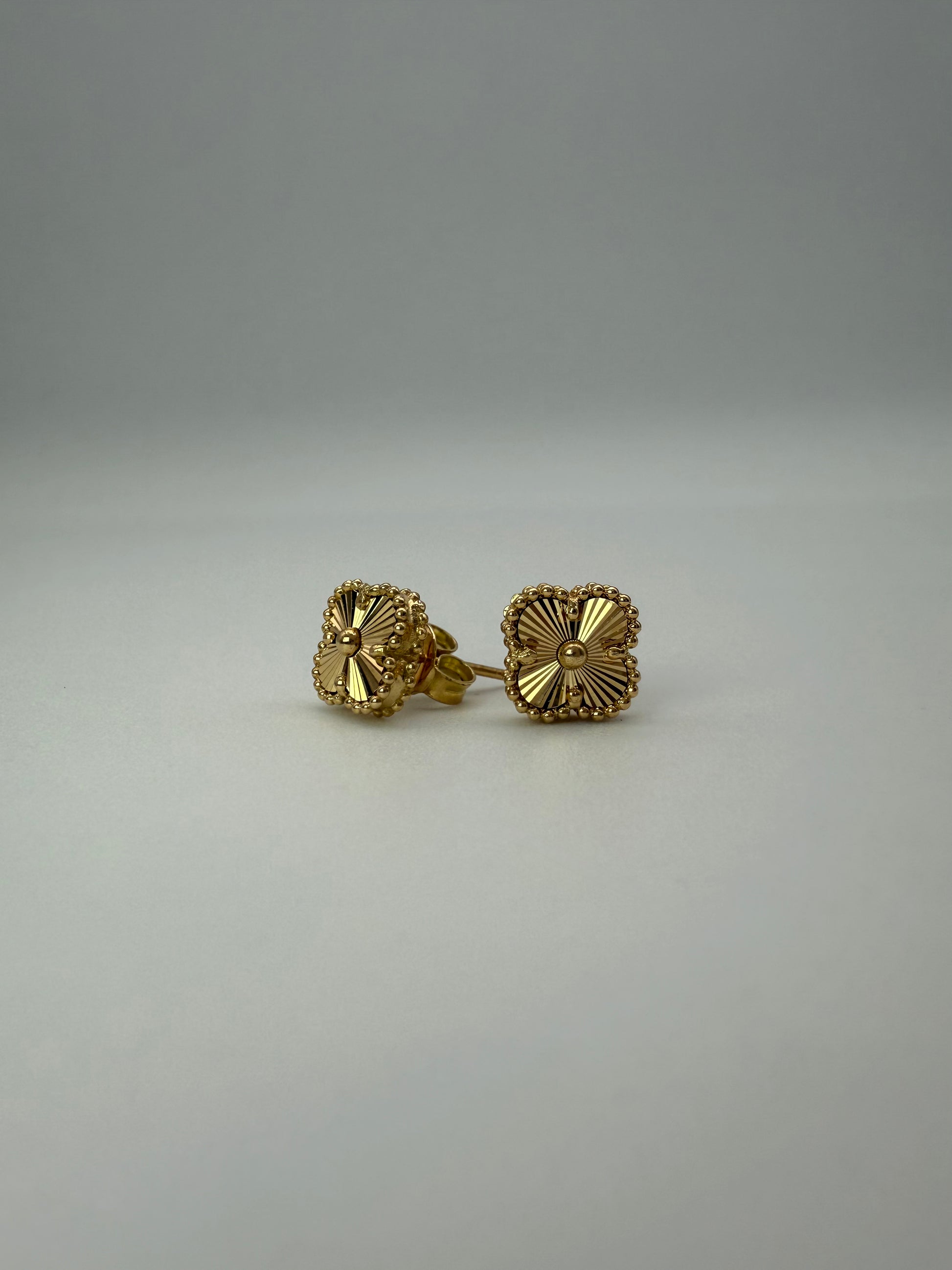 The Clover Studs