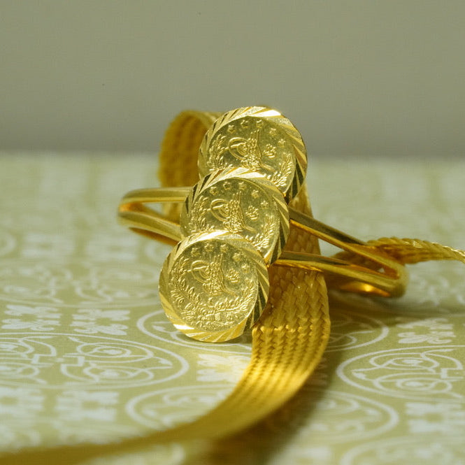 The Aurelia Coin Ring