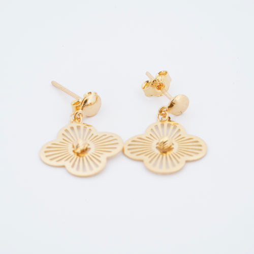Clover Radiance Drop Earrings