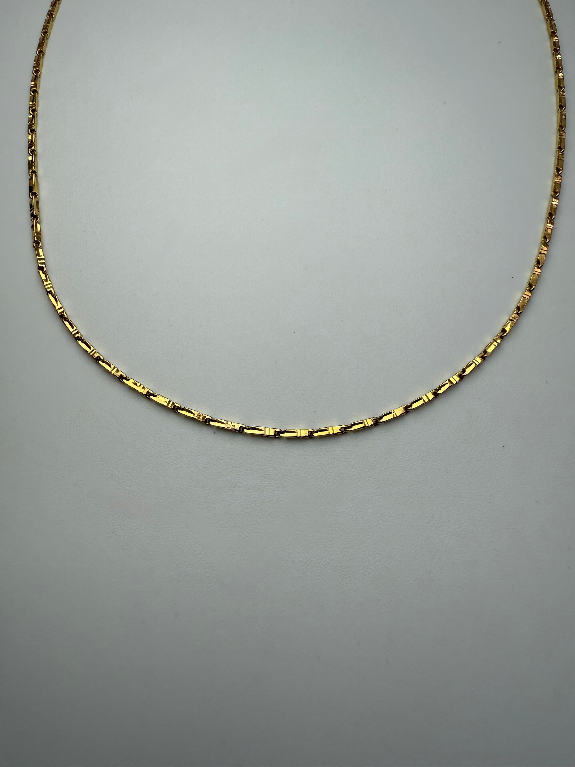 The Verona Chain
