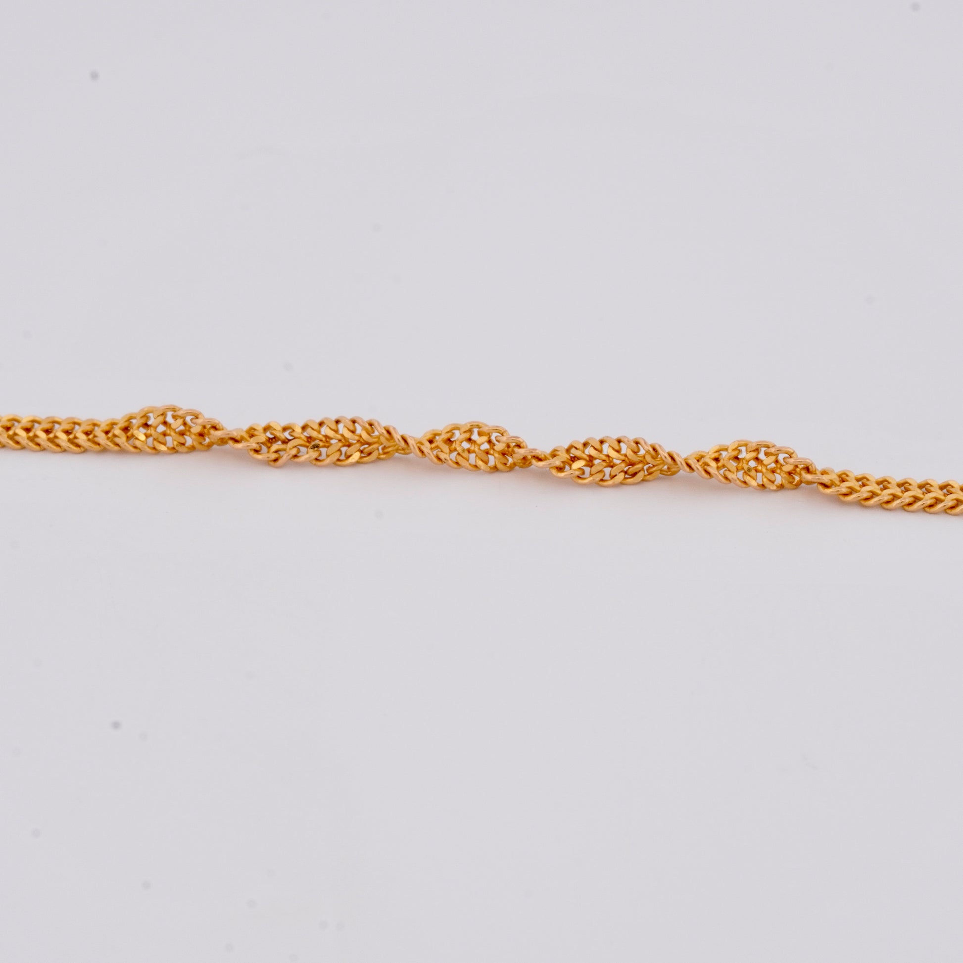 The Twisted Chain Anklet