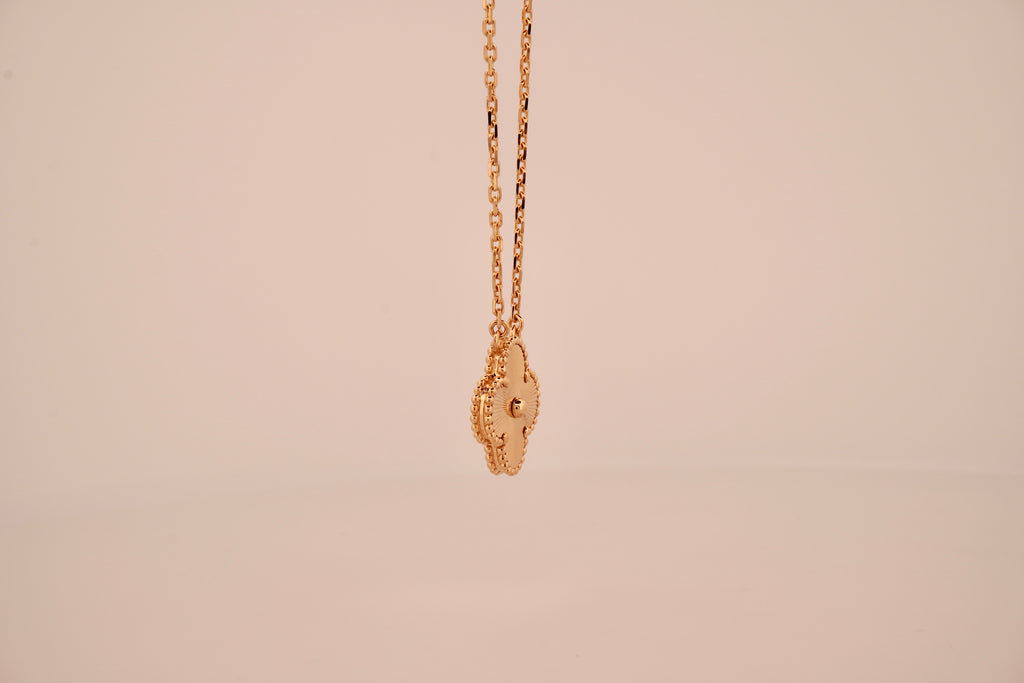 The Clover Solace Necklace