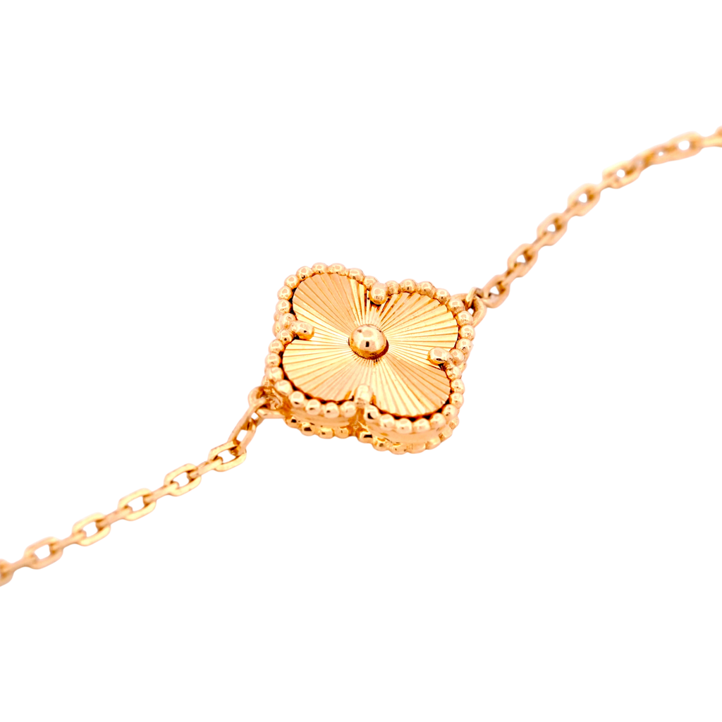 The Aurelle Clover