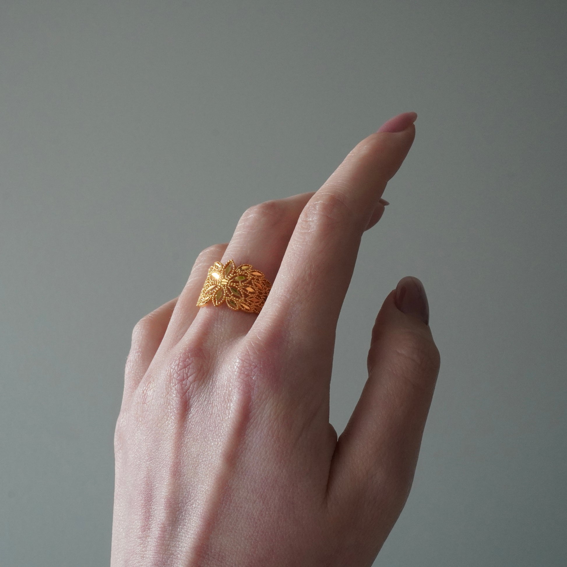 The Zahra Lace Ring
