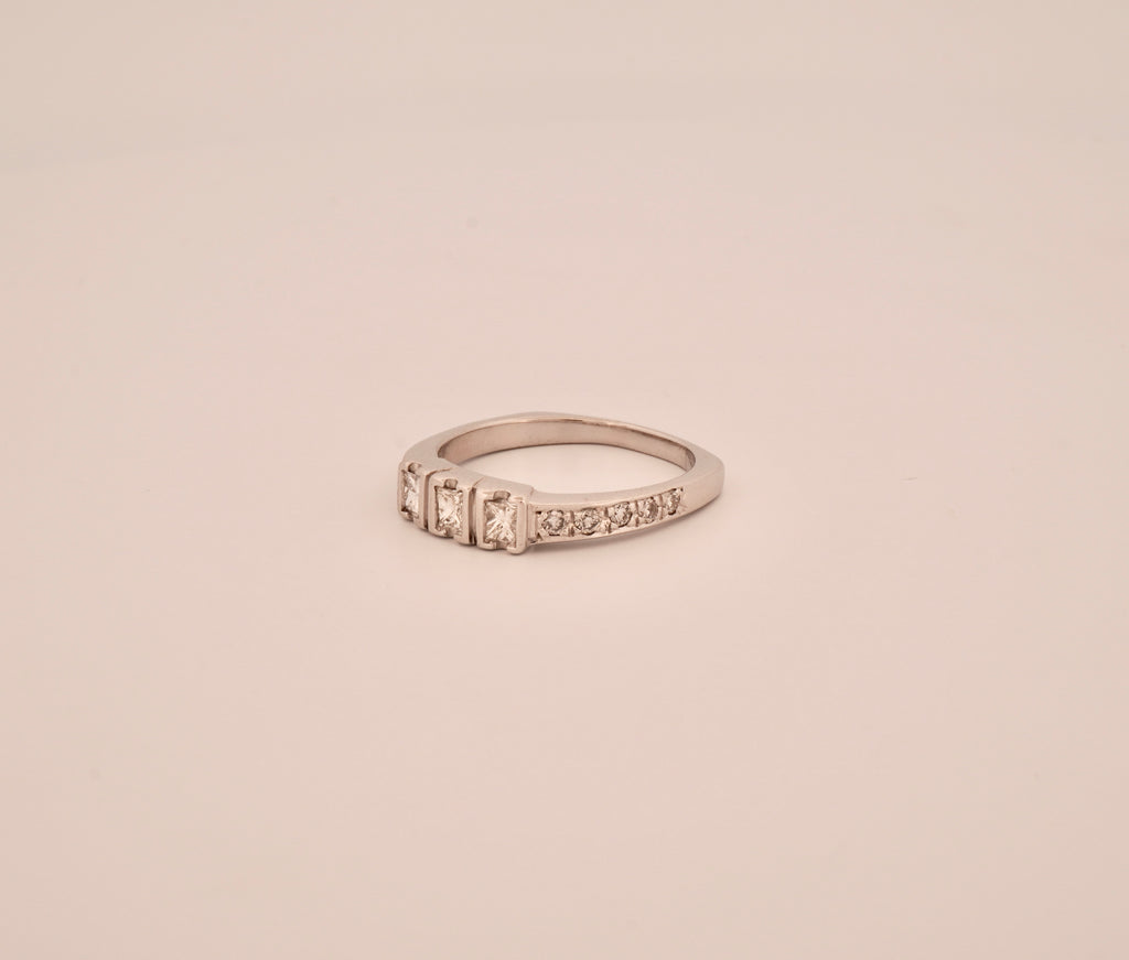 The Luminette Trio Ring