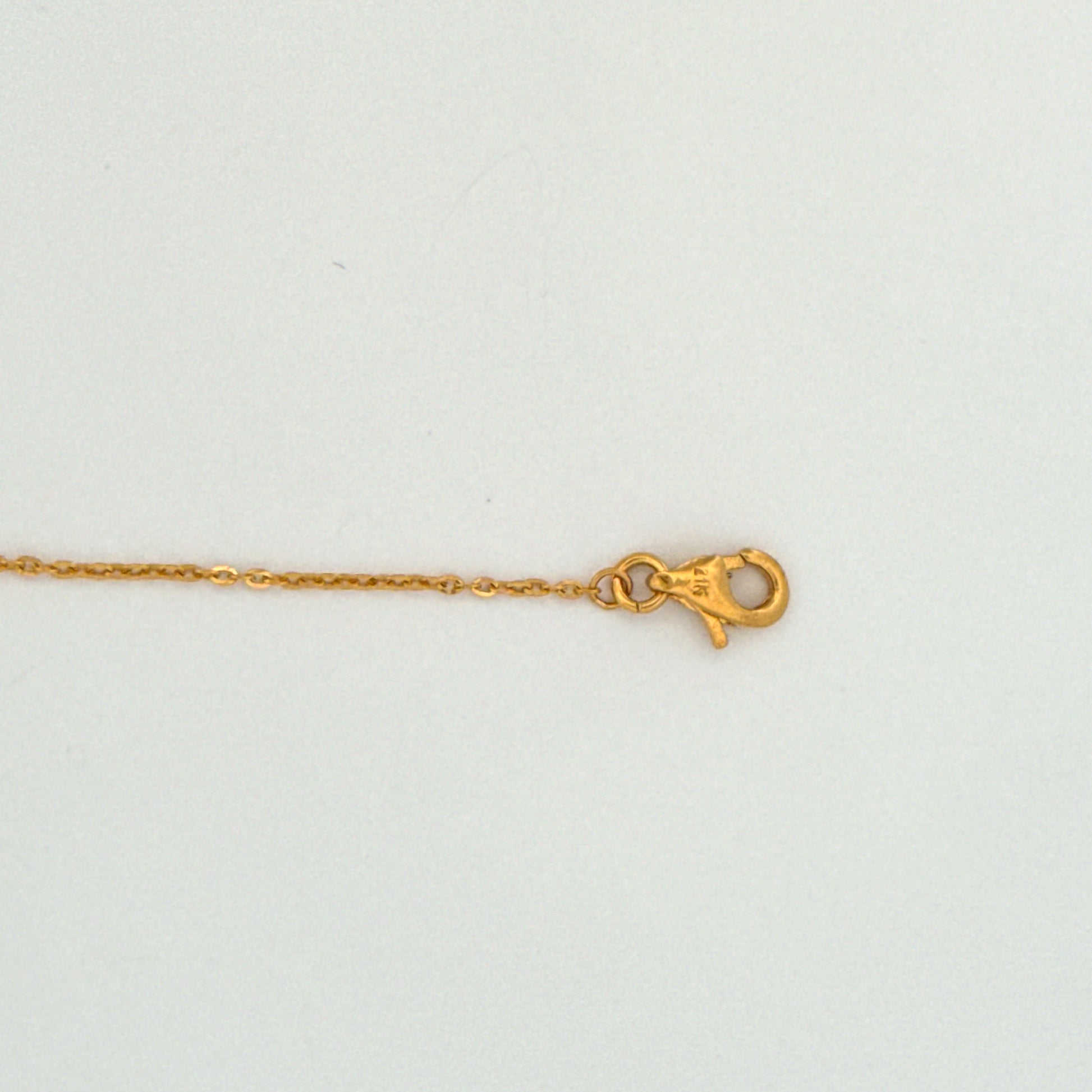 The Petite Clover Line Bracelet