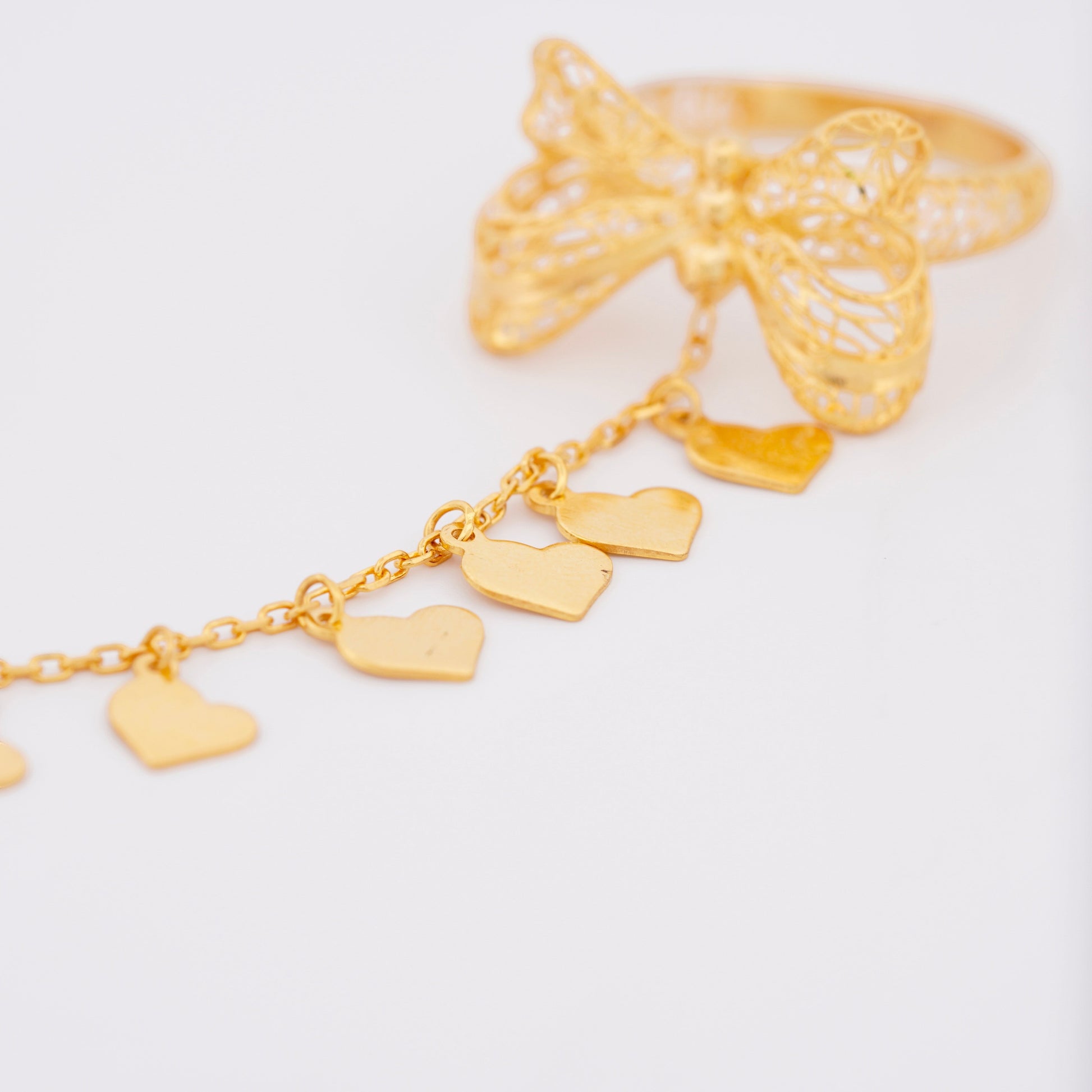 The Hand Chain Ring