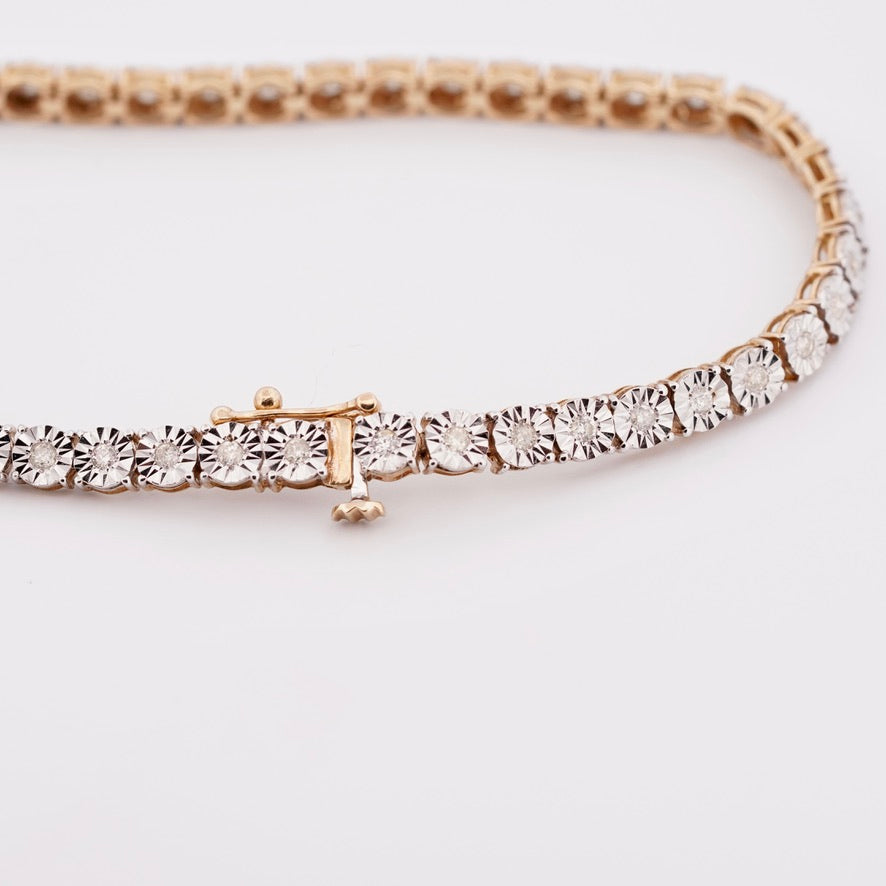 The Aurelia Diamond Line Bracelet