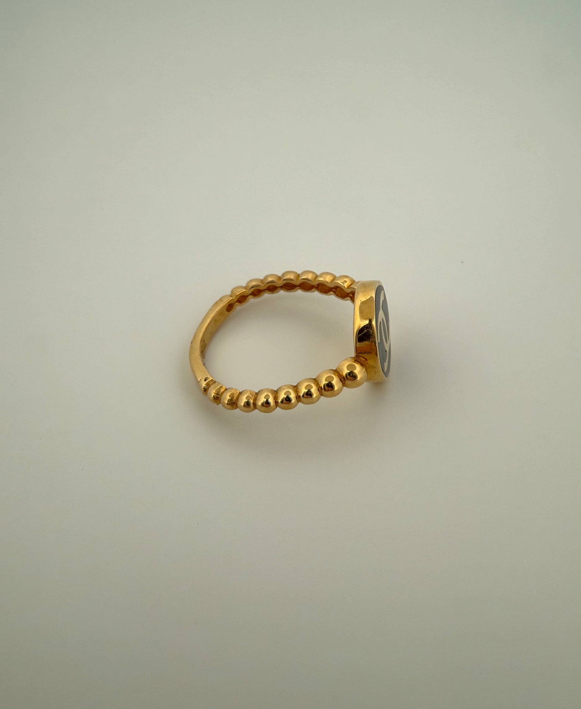 The Céleste Link Ring