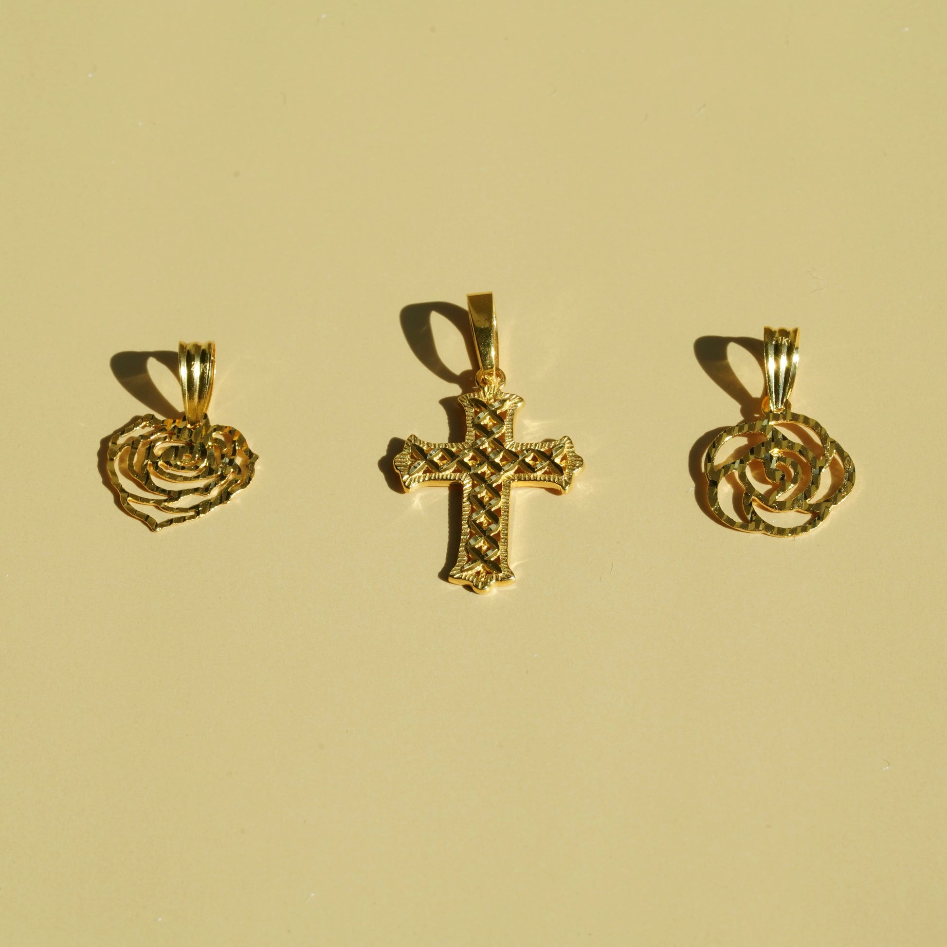 Rose Outline Pendant