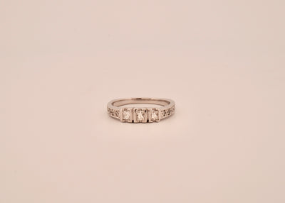 The Luminette Trio Ring