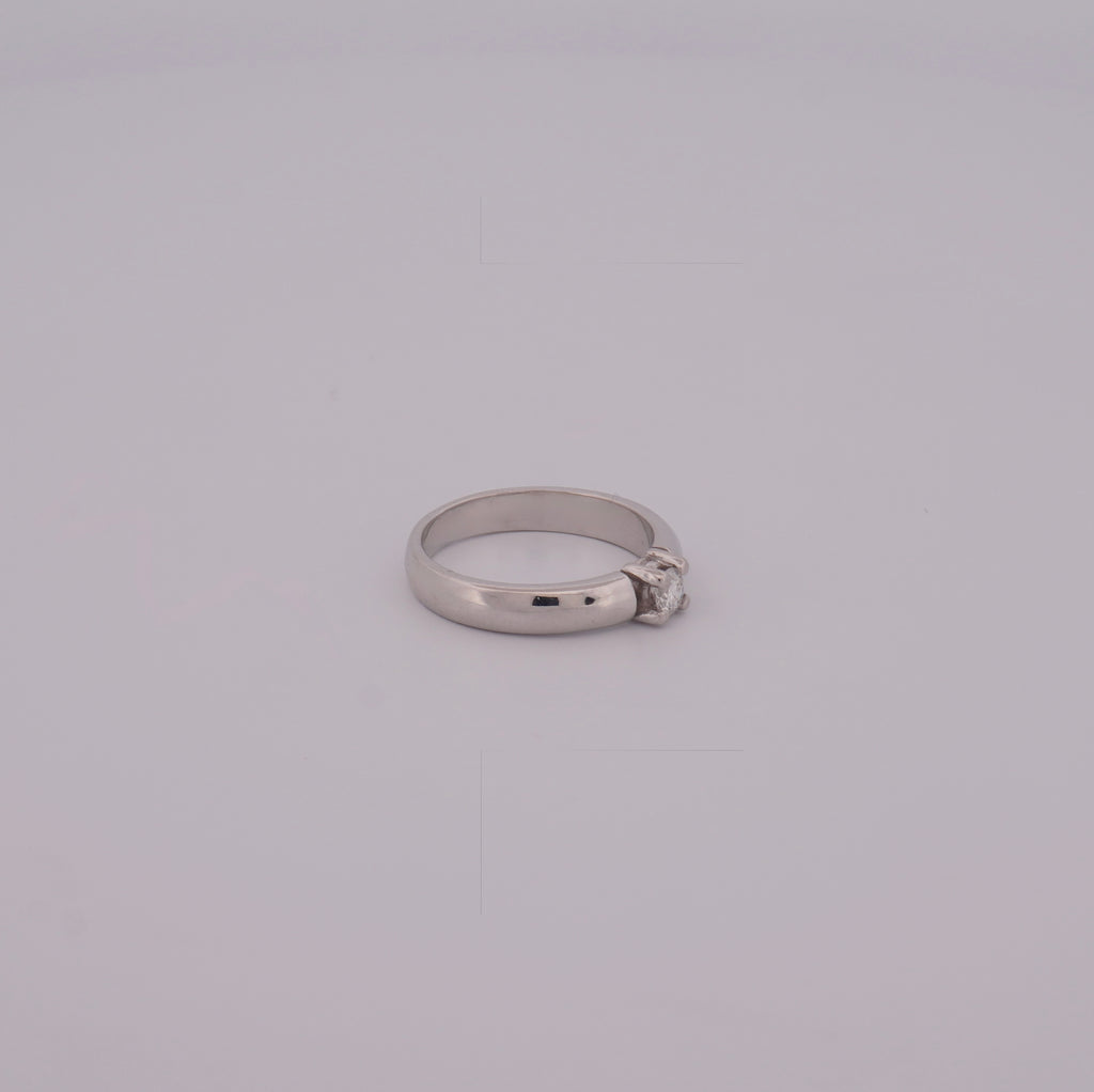 The Argent Poise Pinky Ring