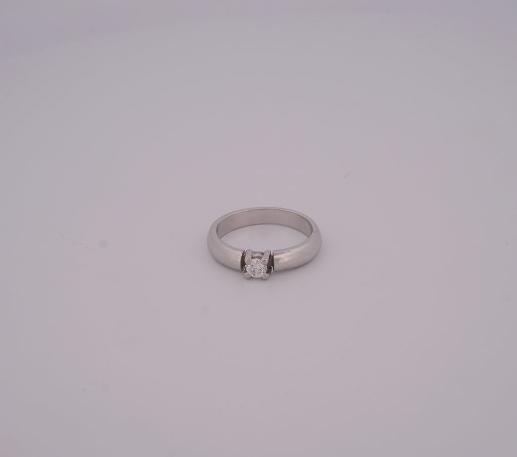 The Argent Poise Pinky Ring