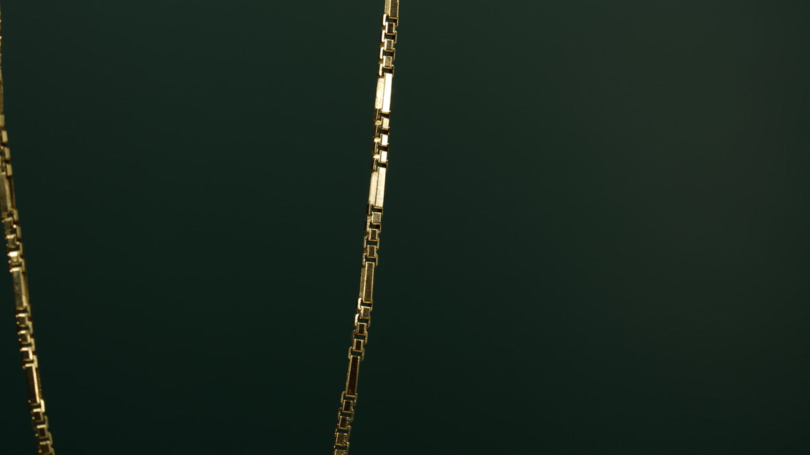 The Lucent Axis Chain