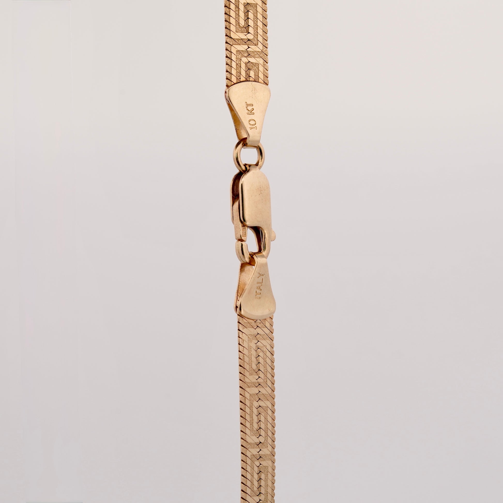 The Aureo Dual Chain