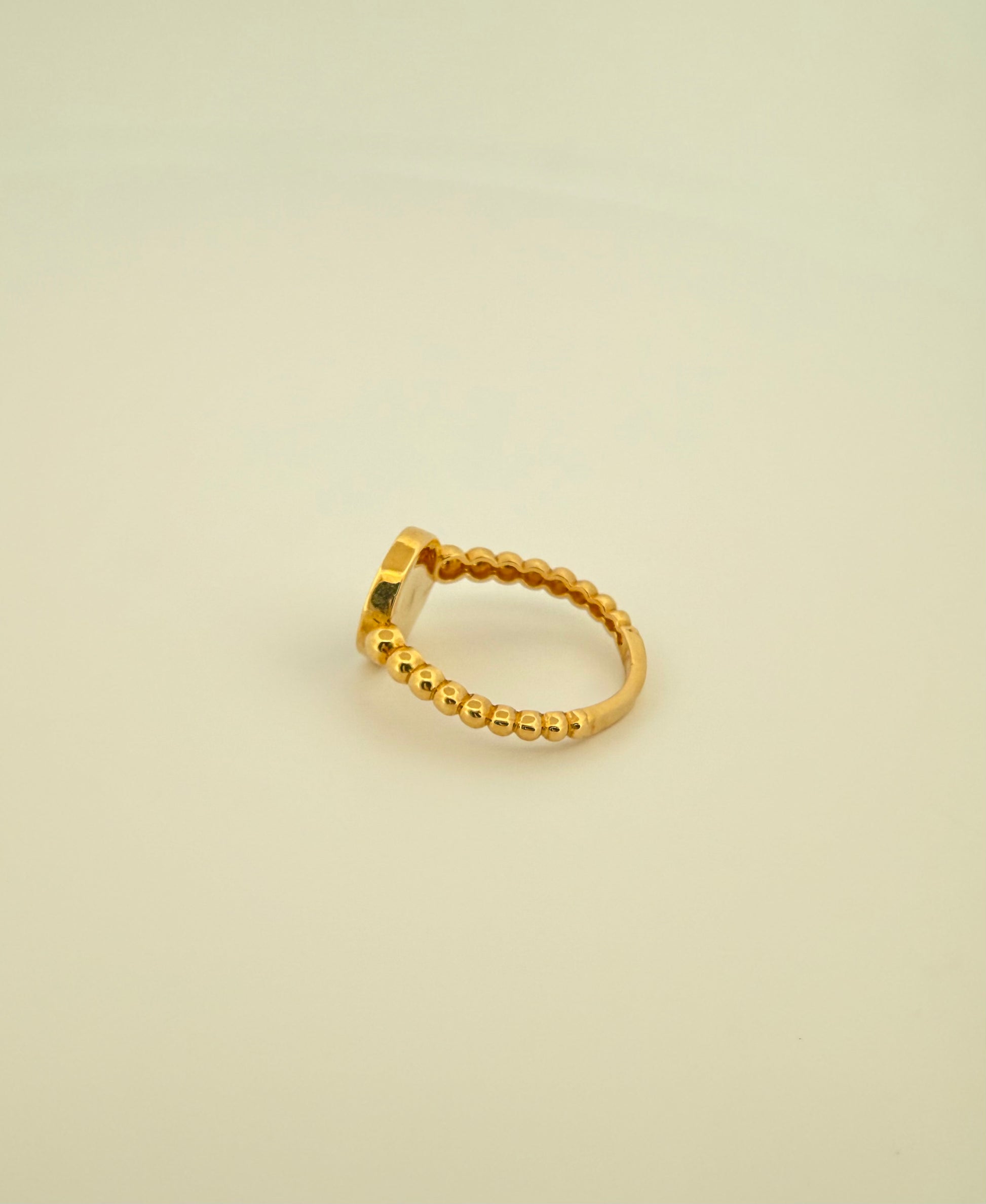 The Céleste Link Ring