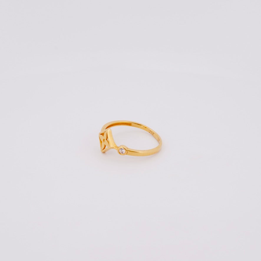 The Liora Ring