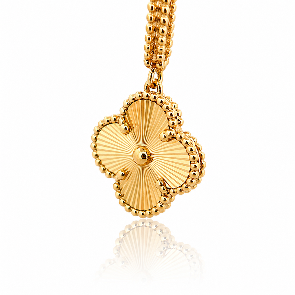 The Aurea Soleil Clover