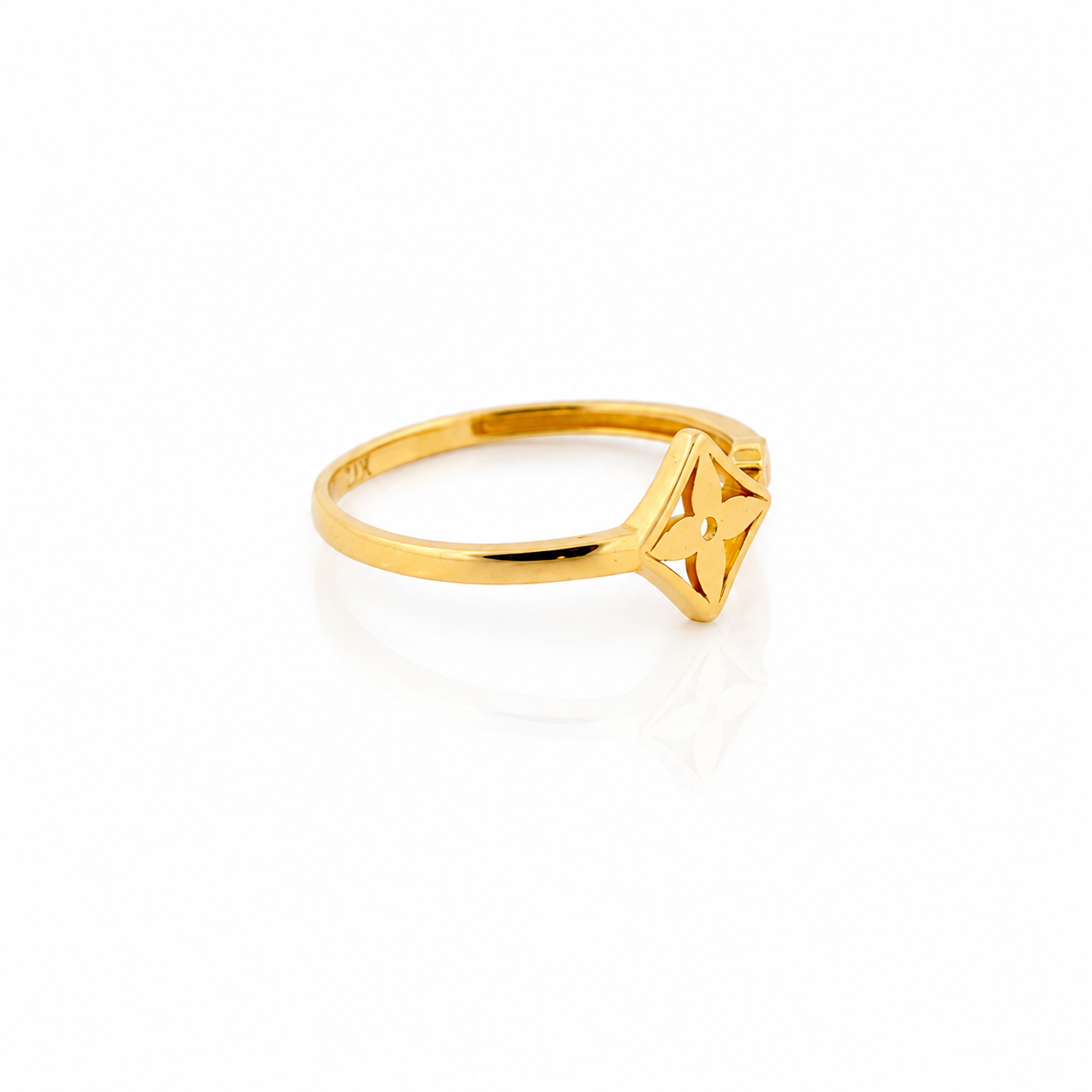 The Liora Ring