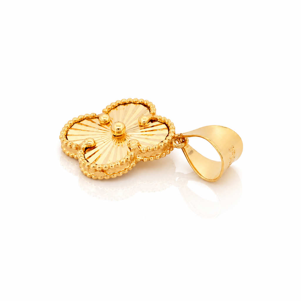 The Aurelle Pendant