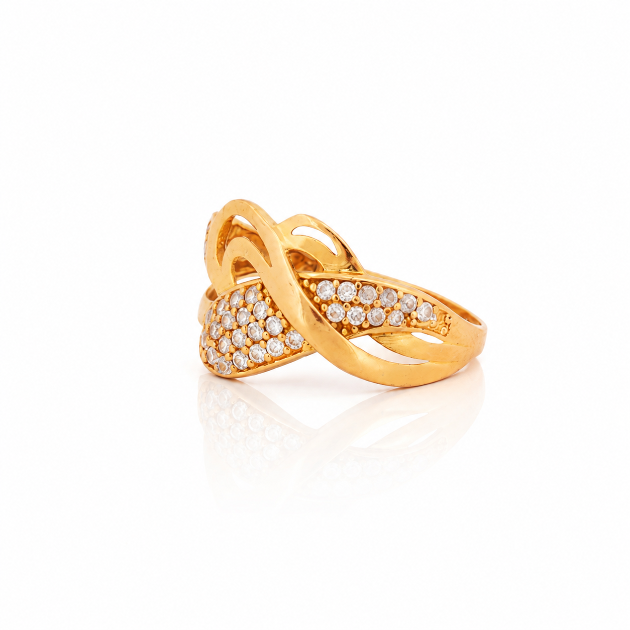 The Aurelia Intertwine Ring