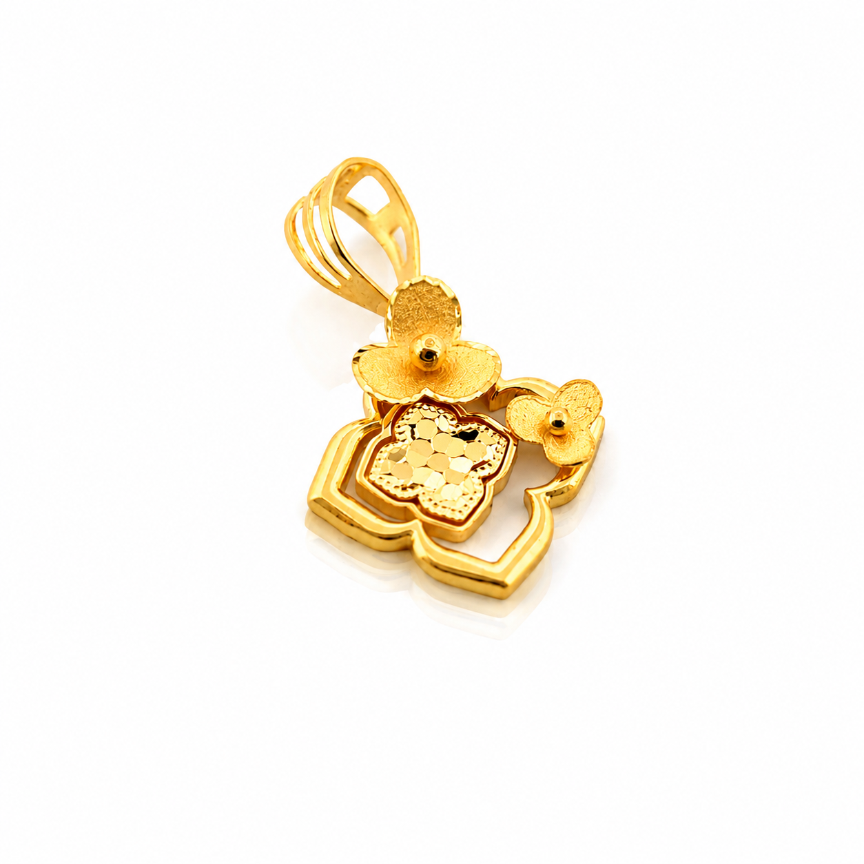 The Amara Bloom Pendant