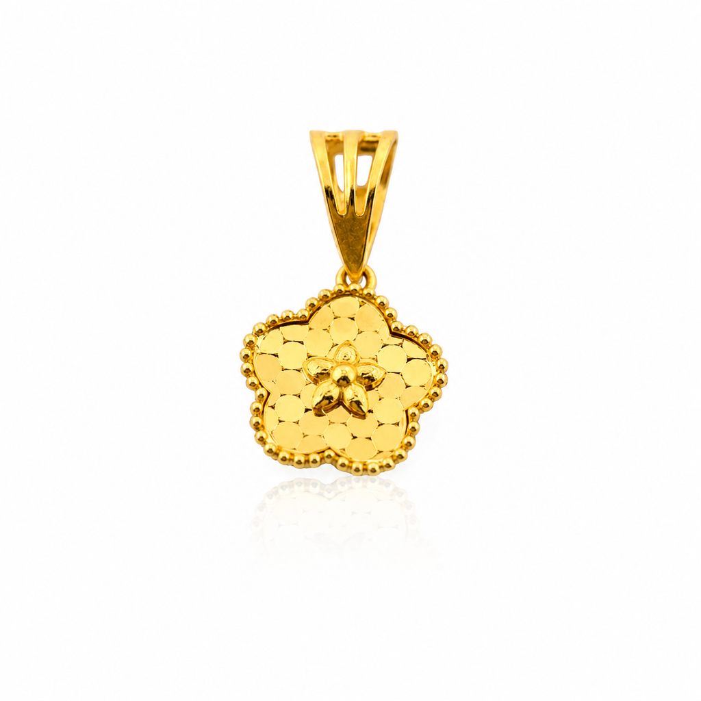 The Fiora Pendant