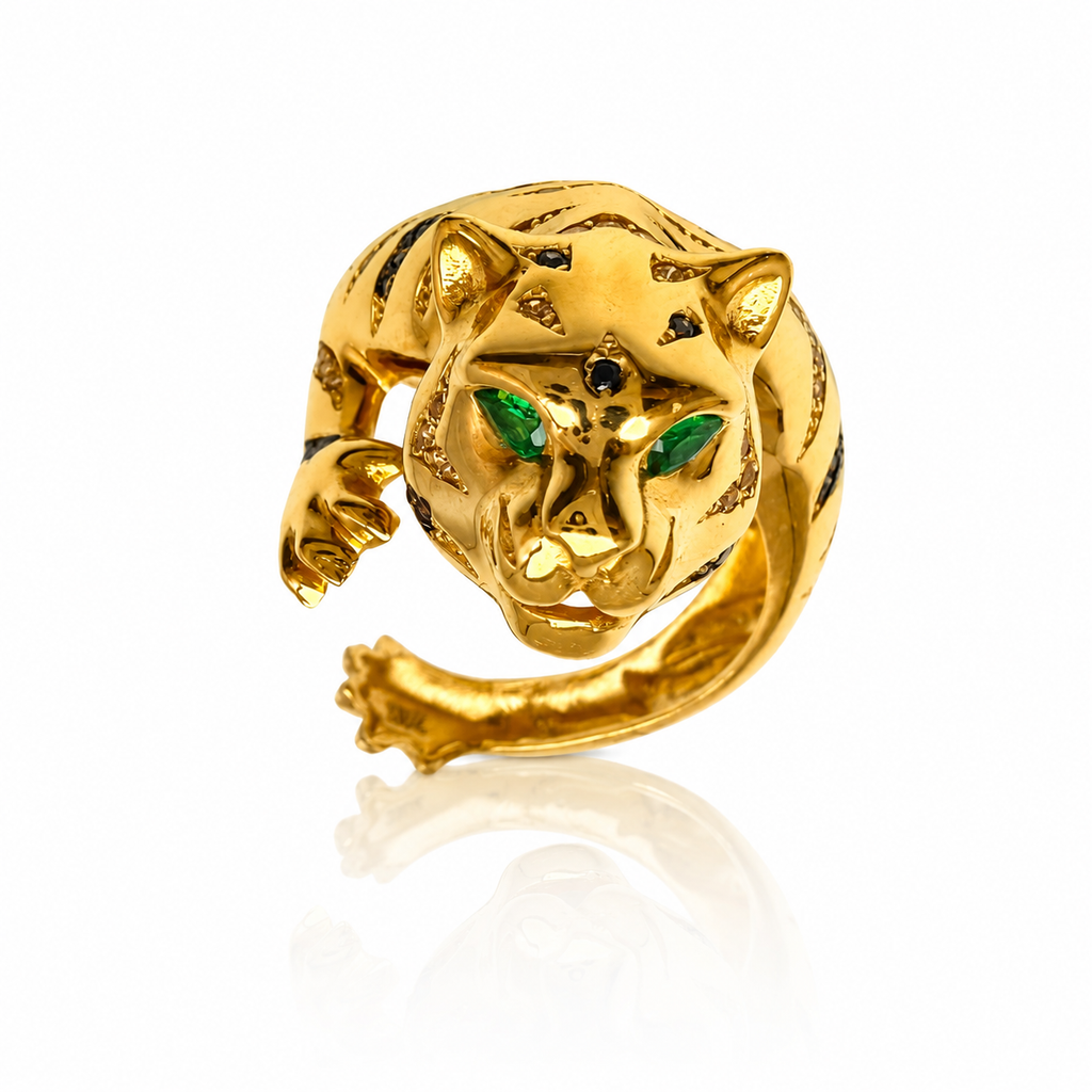 The Émeraude Panther Ring
