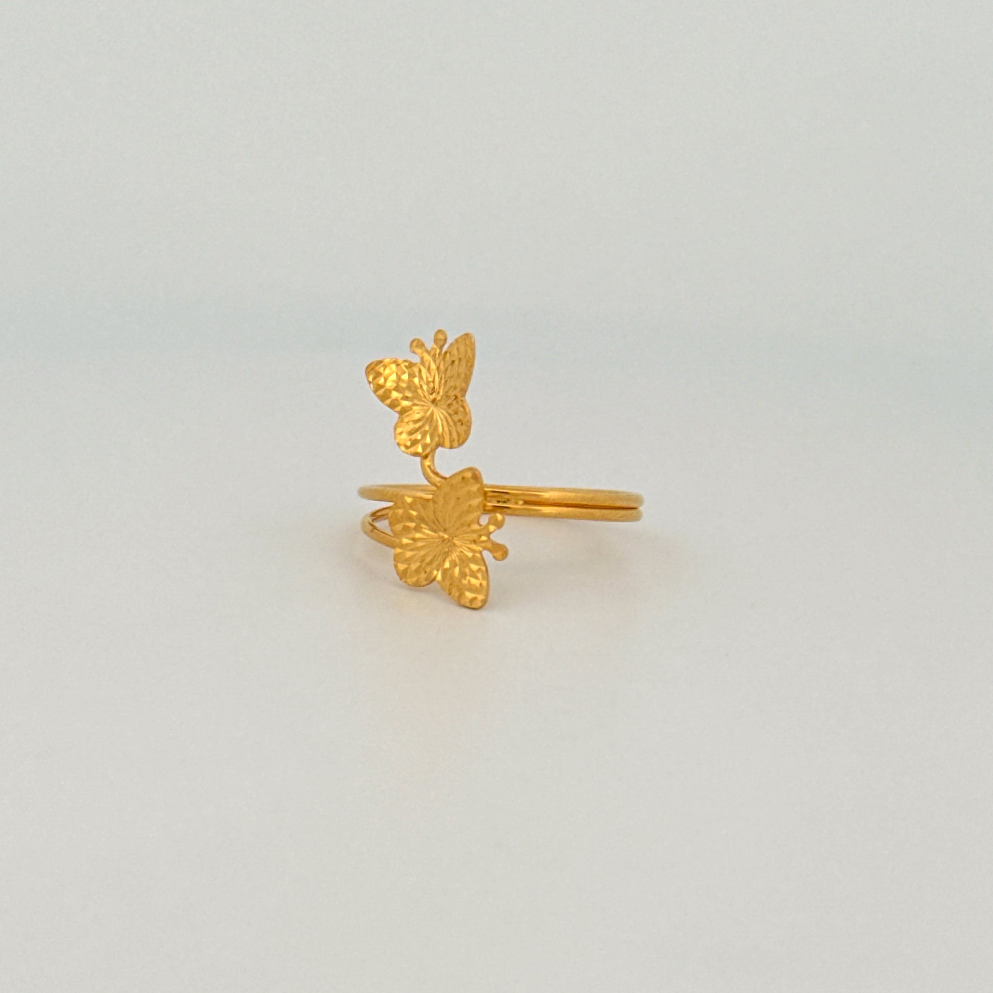 The Mariposa Twirl Ring