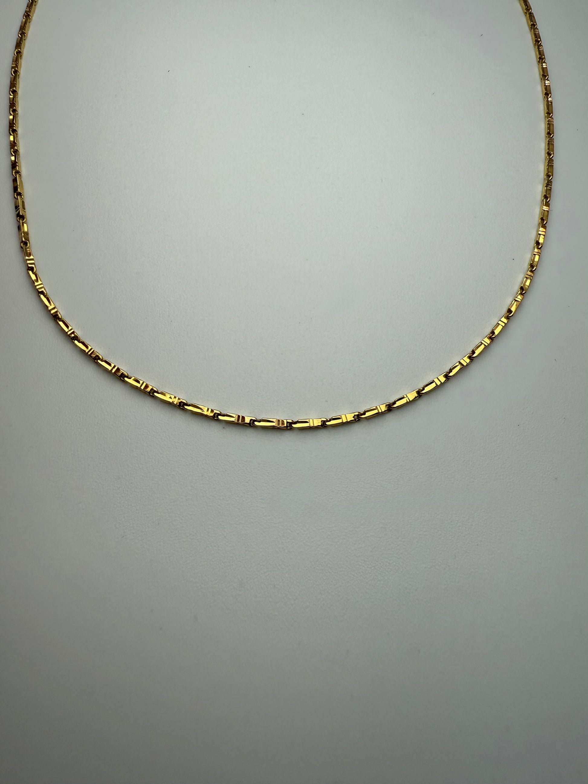 The Verona Chain
