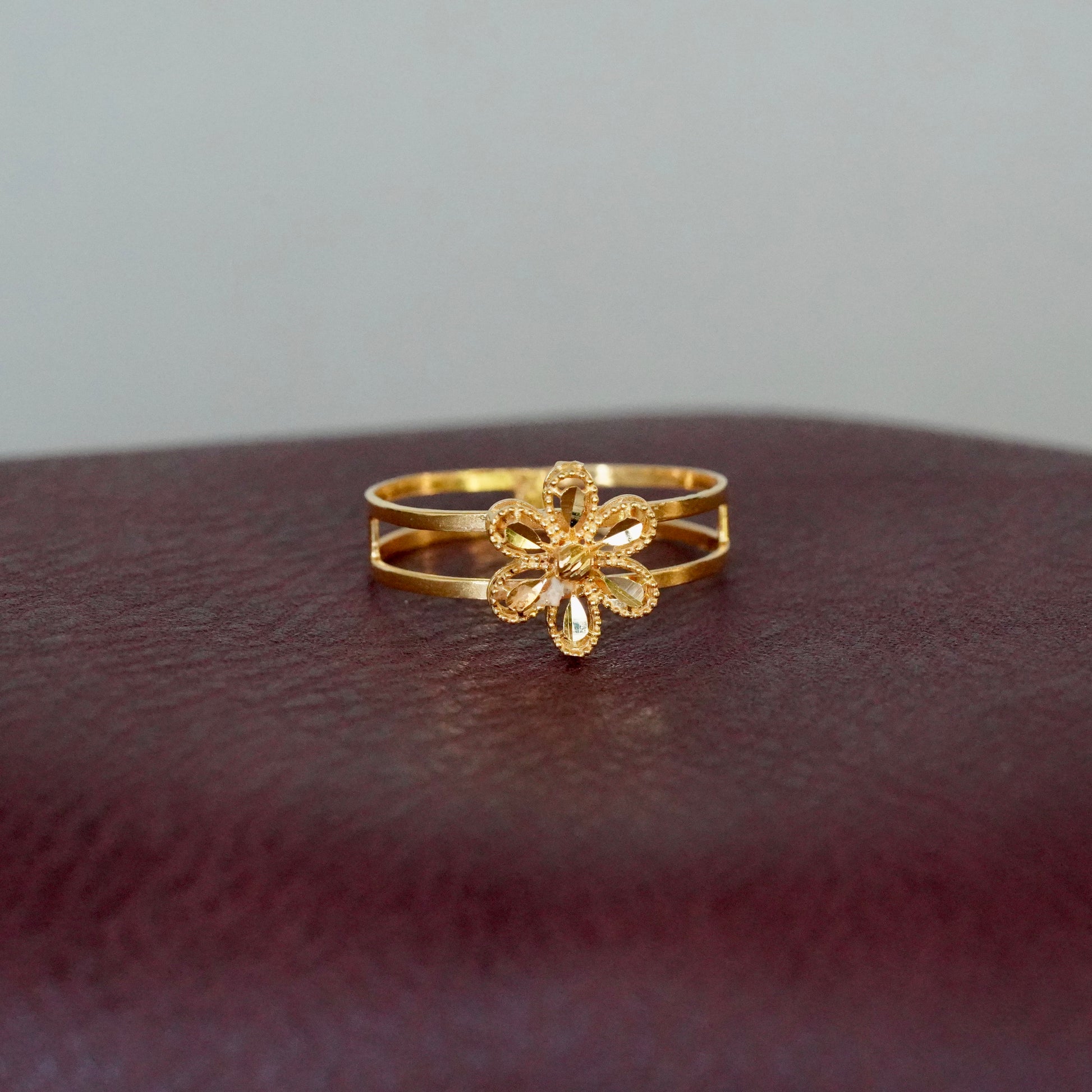 The Fleur Clover Ring