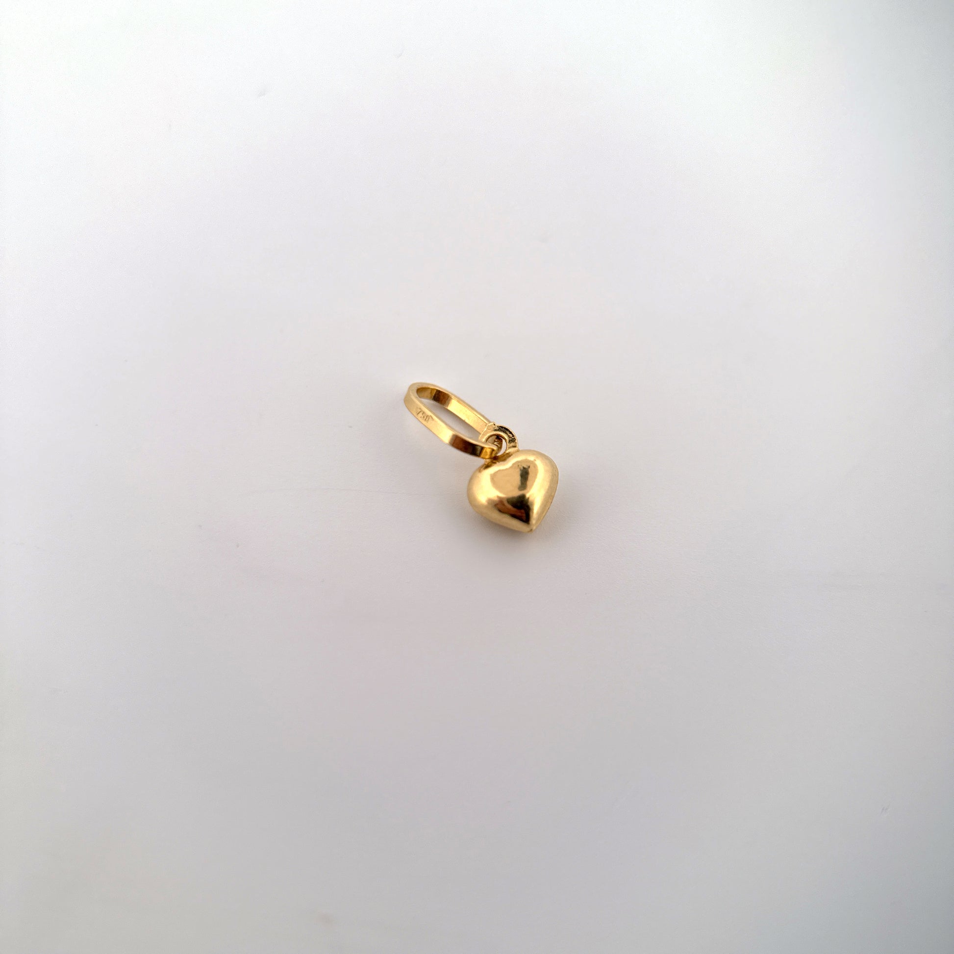 The Amora Heart Pendant