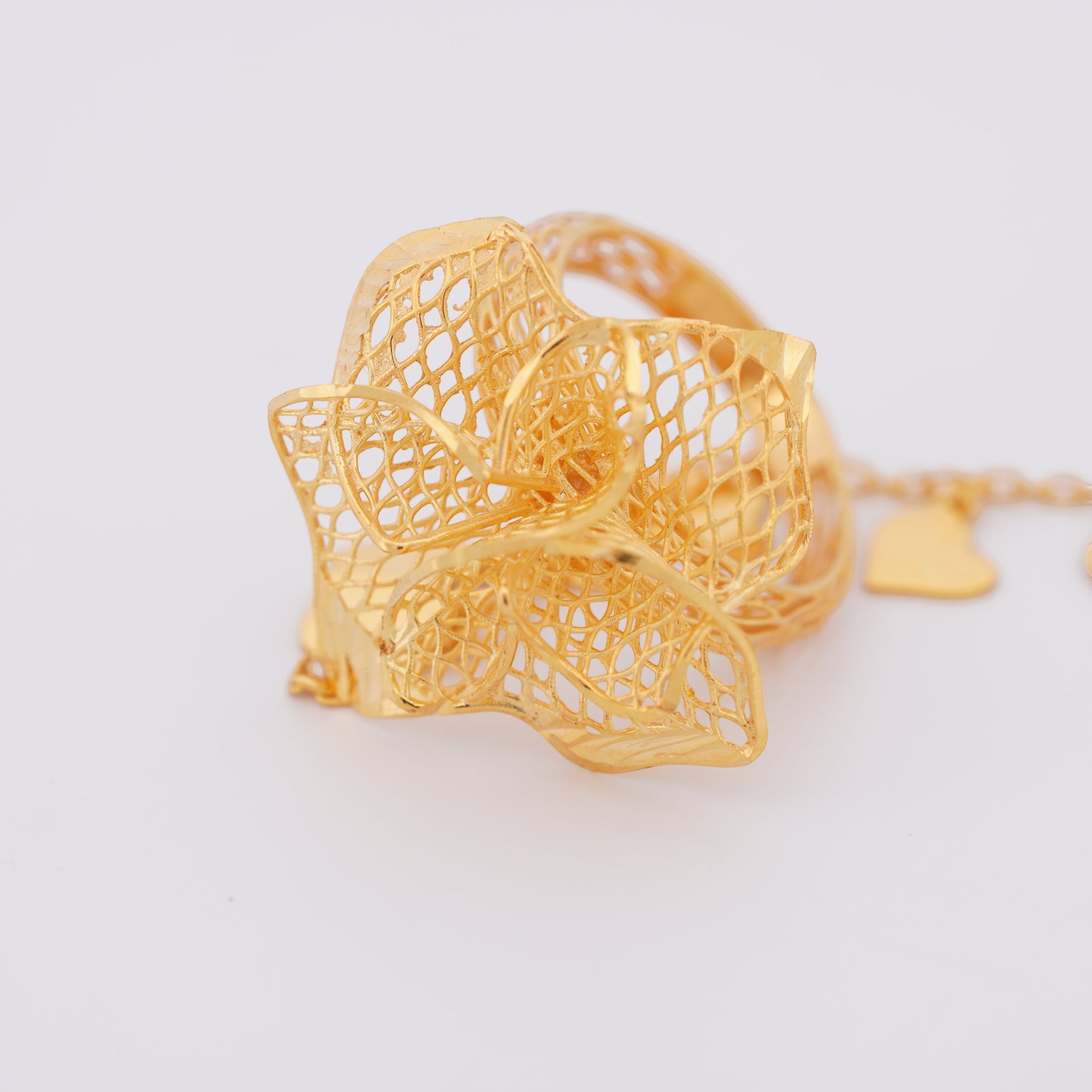 The Hand Chain Ring