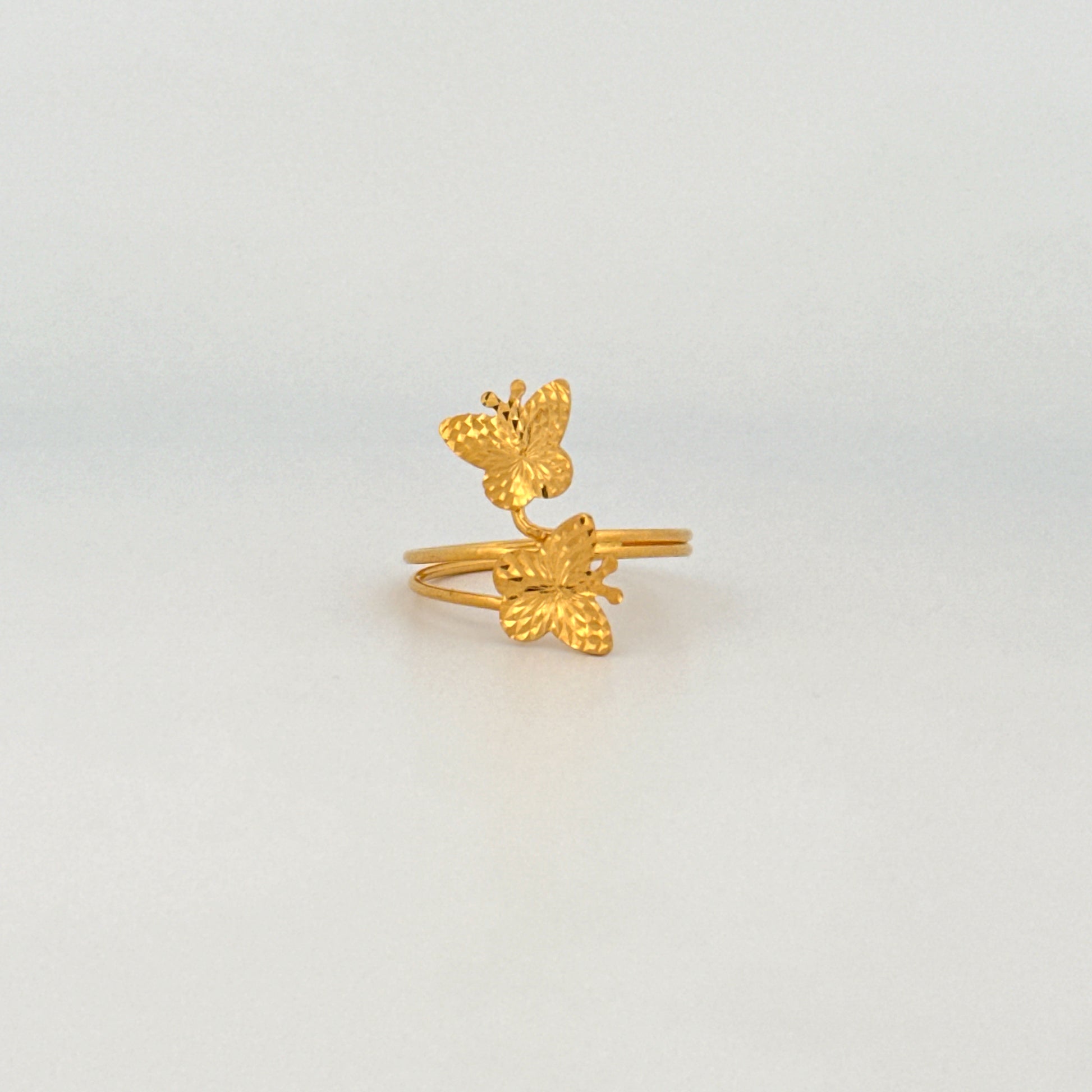 The Mariposa Twirl Ring