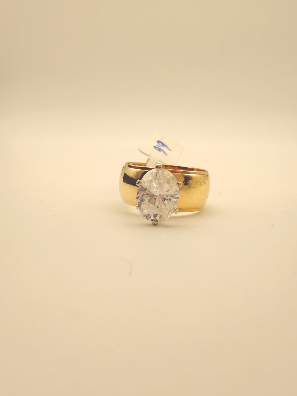 The Liora Ring