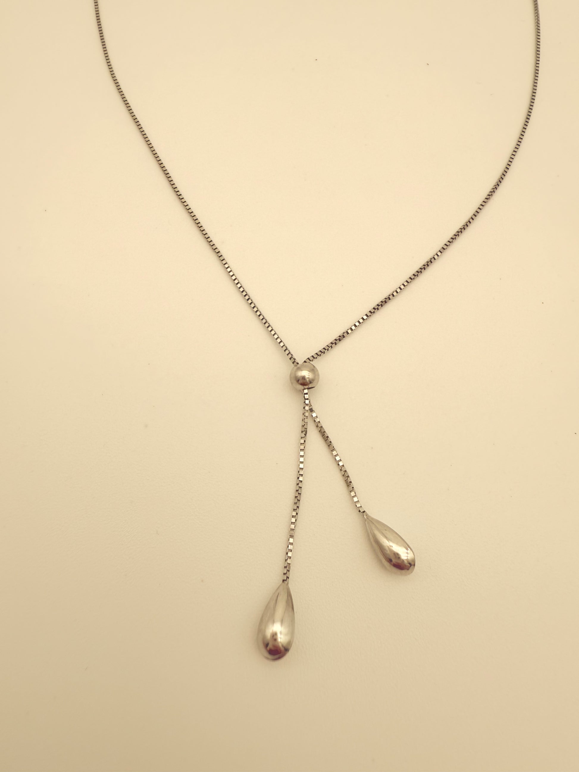 The Raindrop Lariat