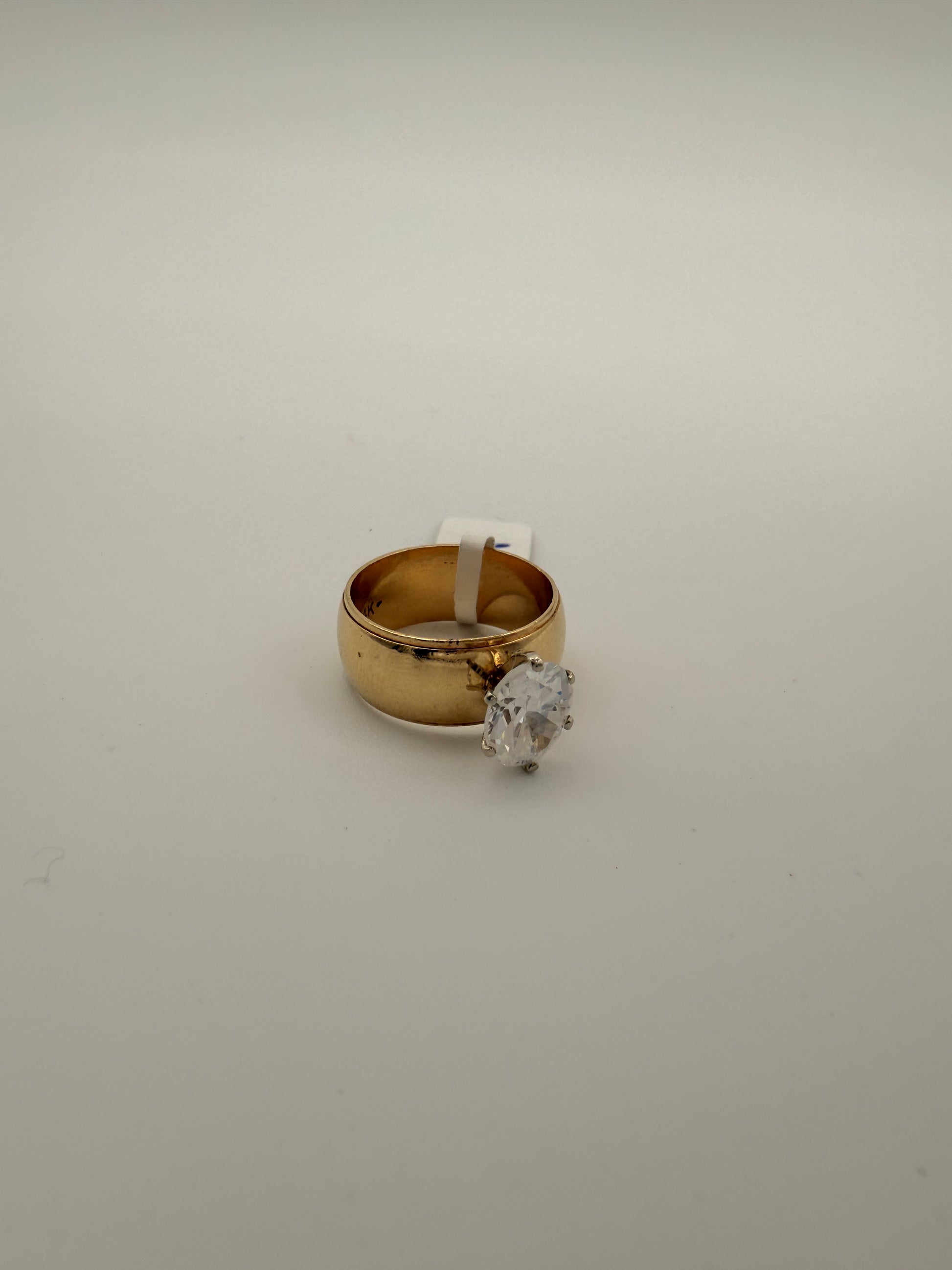 The Liora Ring