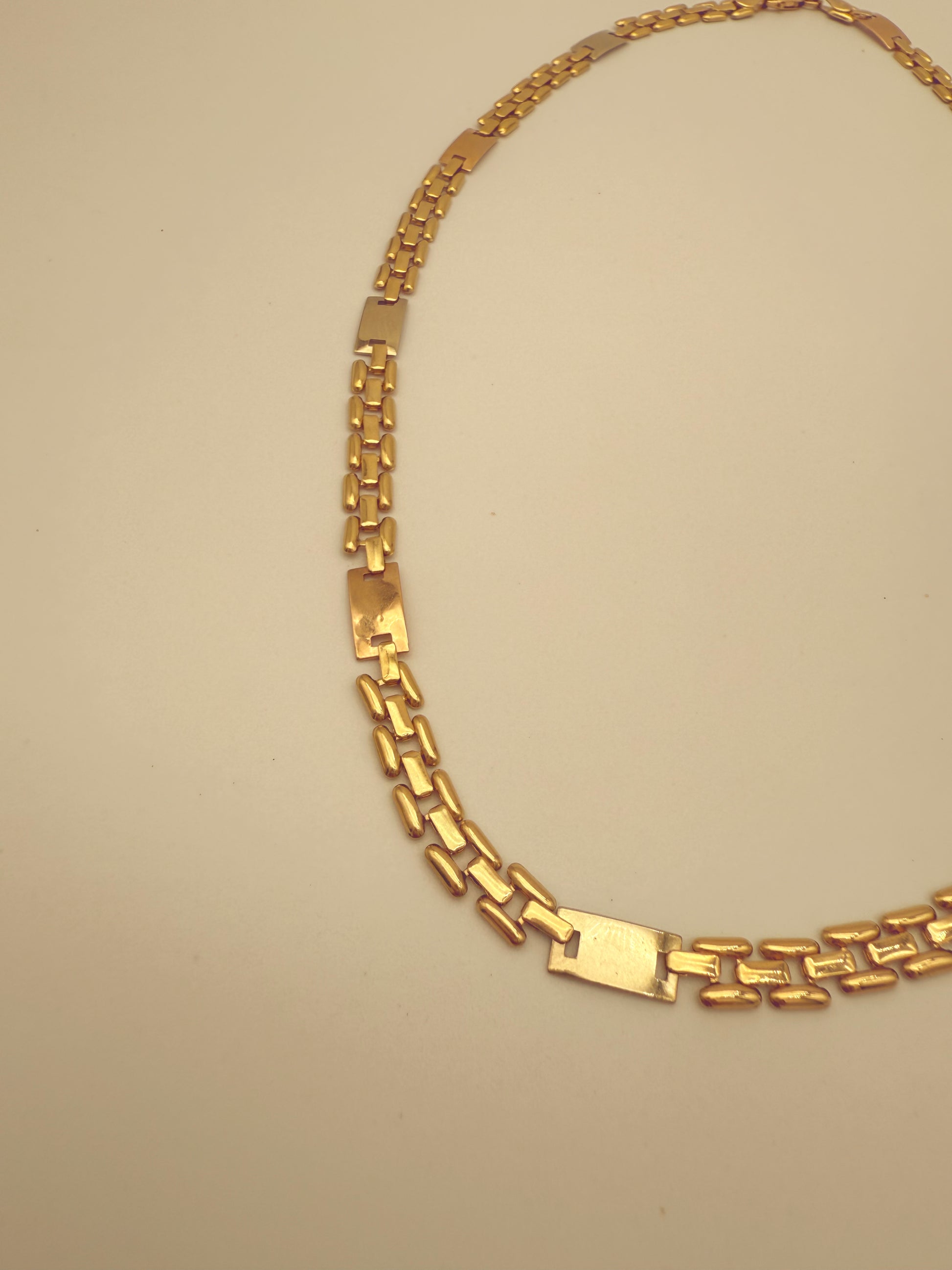 The Bellaria Link