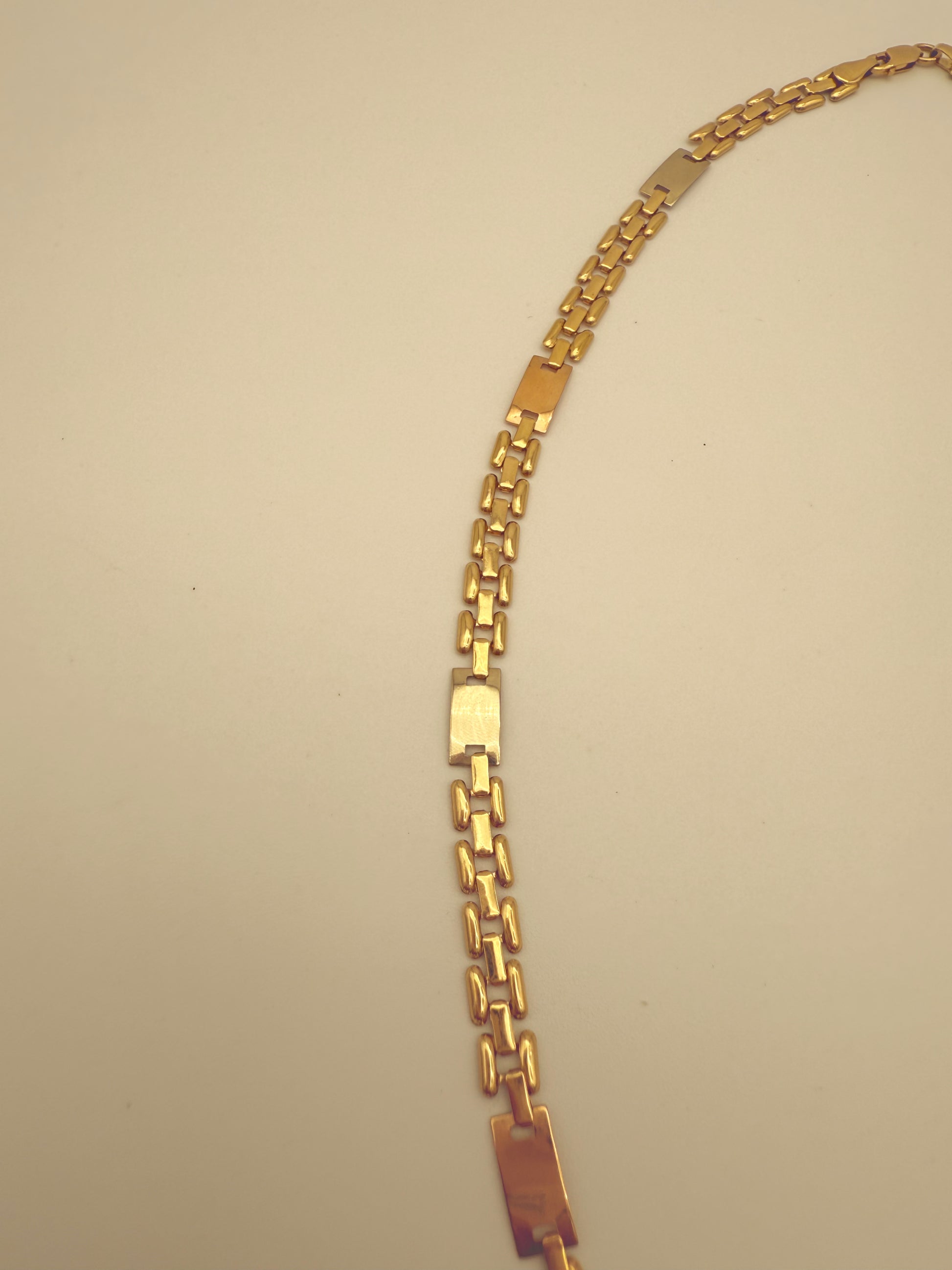 The Bellaria Link