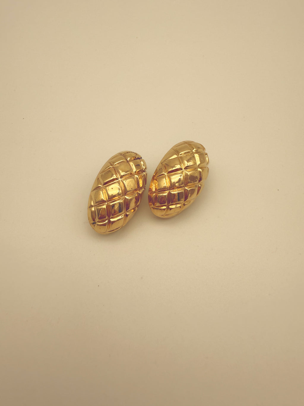 The Riviera Hoops