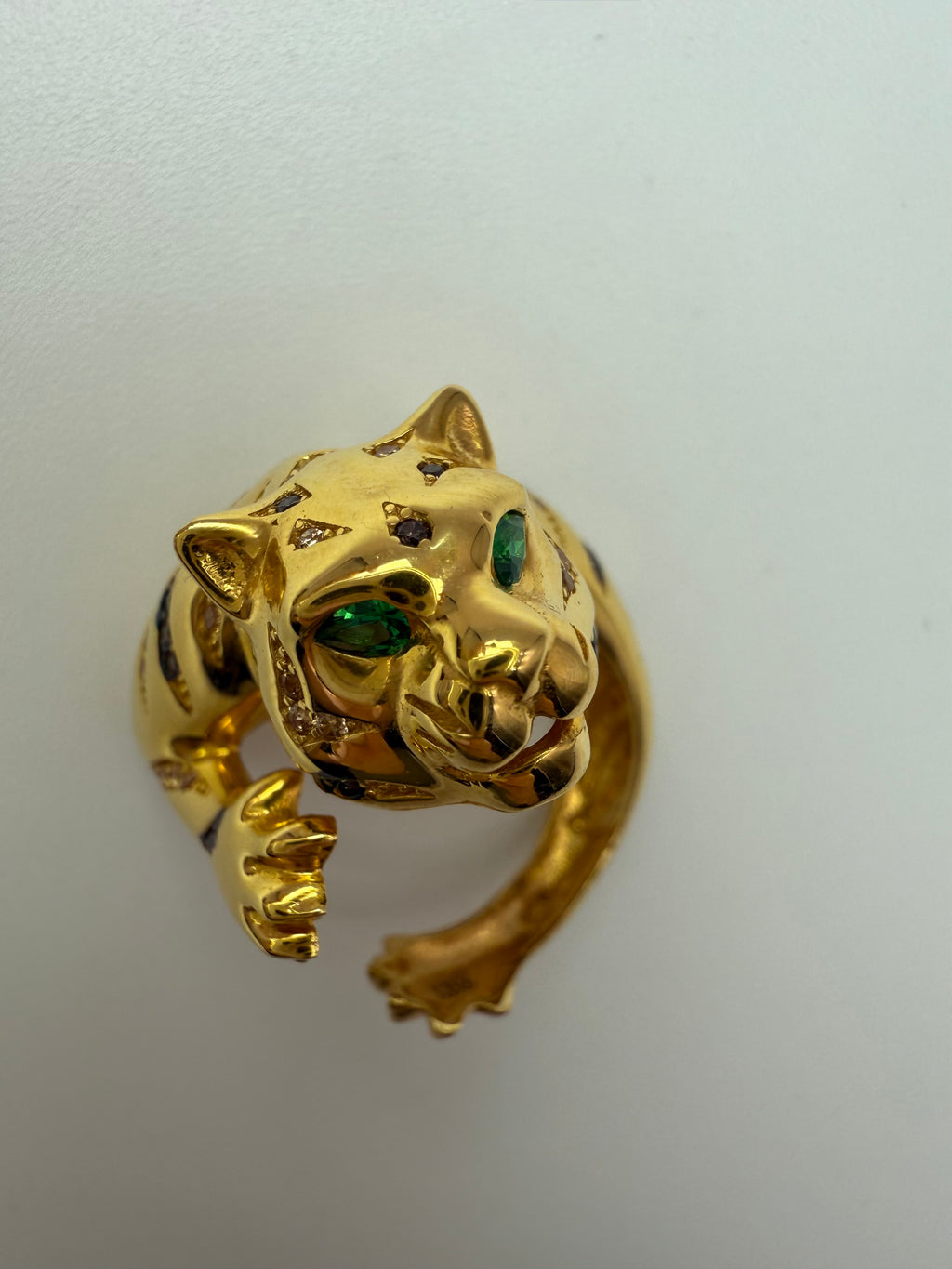 The Émeraude Panther Ring