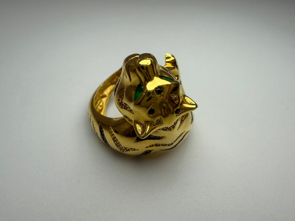 The Émeraude Panther Ring