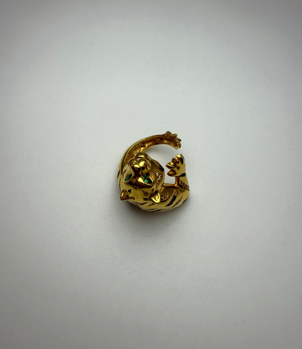 The Émeraude Panther Ring