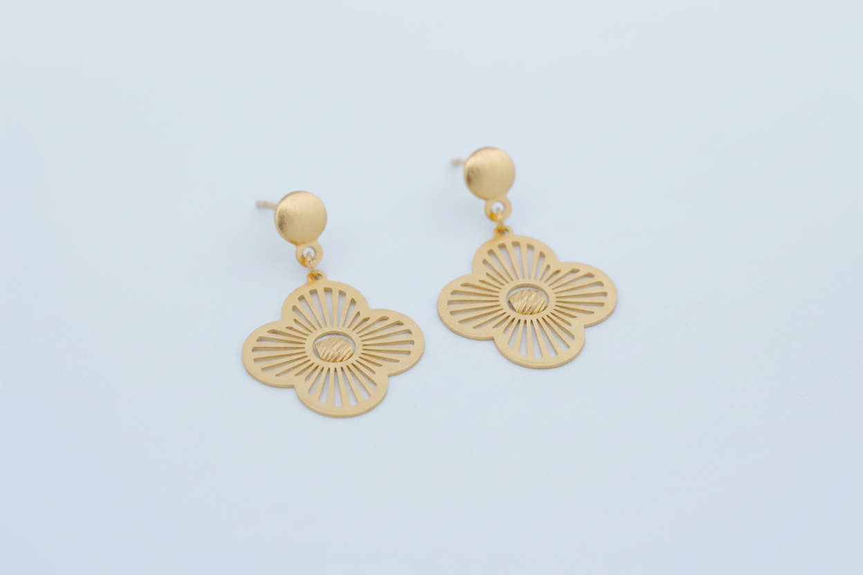 Clover Radiance Drop Earrings
