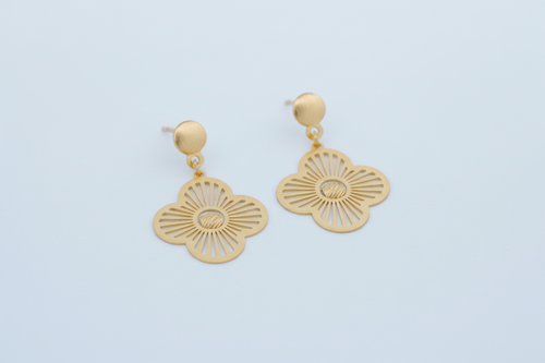 Clover Radiance Drop Earrings