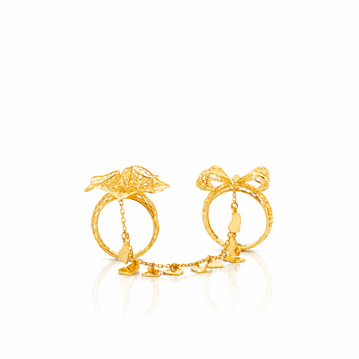 The Hand Chain Ring