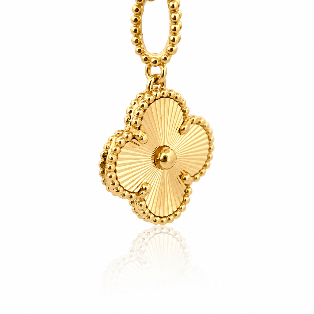 The Aurea Soleil Clover