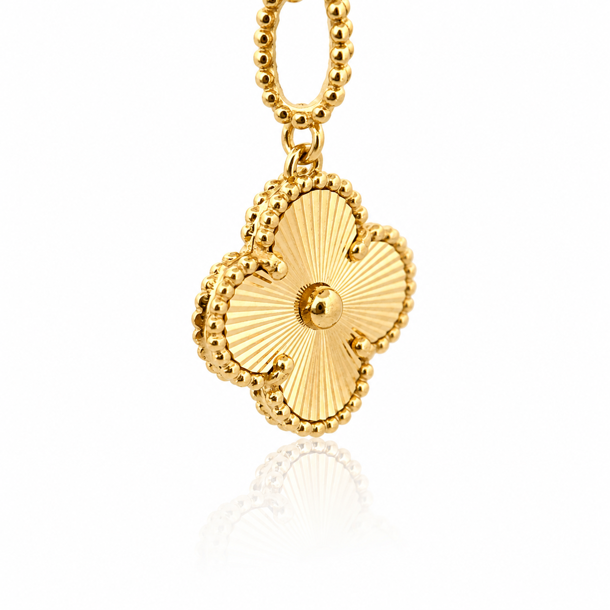 The Aurea Soleil Clover